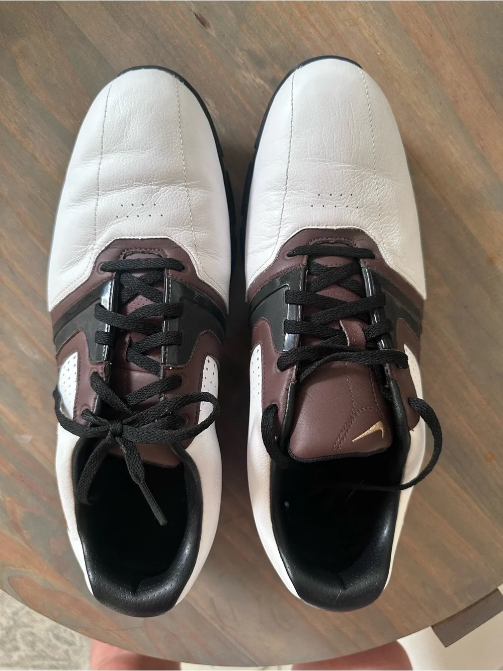 Nike low profile